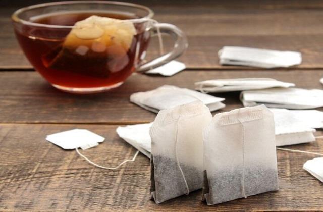 यूज किए हुए Tea Bags को न समझें कचरा, इन 4 कामों में आएंगे बेहद काम