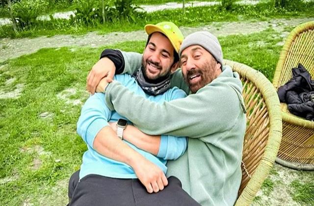 क्या Sunny Deol भी पीटते थे अपने बच्चों को? करण ने बताया बचपन में क्या होता था उनके साथ