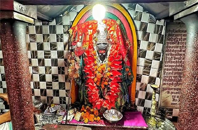 शक्ति पीठ मां मंगला गौरी का चमत्कारी मंदिर, जहां कभी नहीं बुझता दिया
