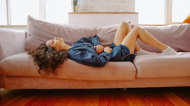 हर महीने Periods का दर्द करता है बेहाल? ये देसी ड्रिंक दिलाएगी आराम