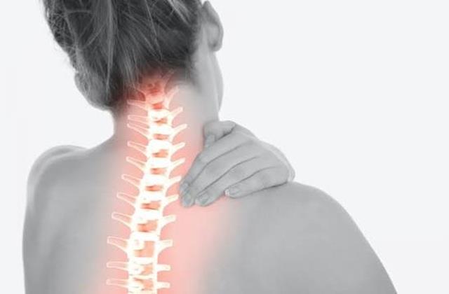 Menopause से पहले शुरू कर दें ये देसी इलाज, कभी नहीं होगी हड्डियों के कमजोर होने की शिकायत
