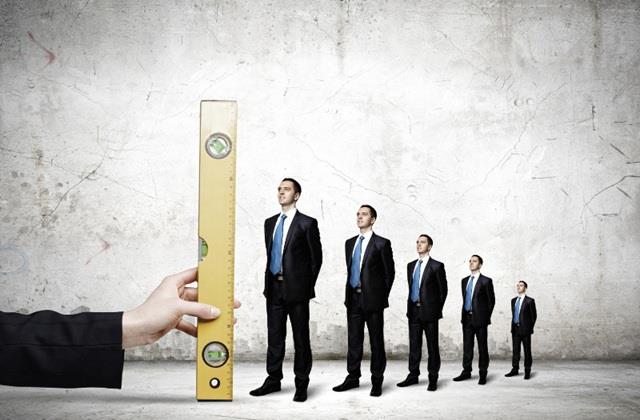 क्या Adults की भी बढ़ सकती है लंबाई? अब इस तरीके से Height बढ़ा रहे लोग