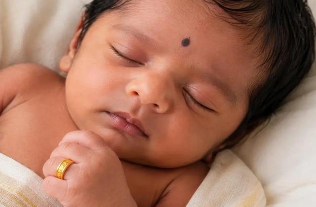 अब तमिलनाडु मेंसरकारी अस्पताल में जन्मे हर बच्चे को मिलेगी Gold Ring, ज्वैलर्स से खरीदी लाखों अंगूठियां