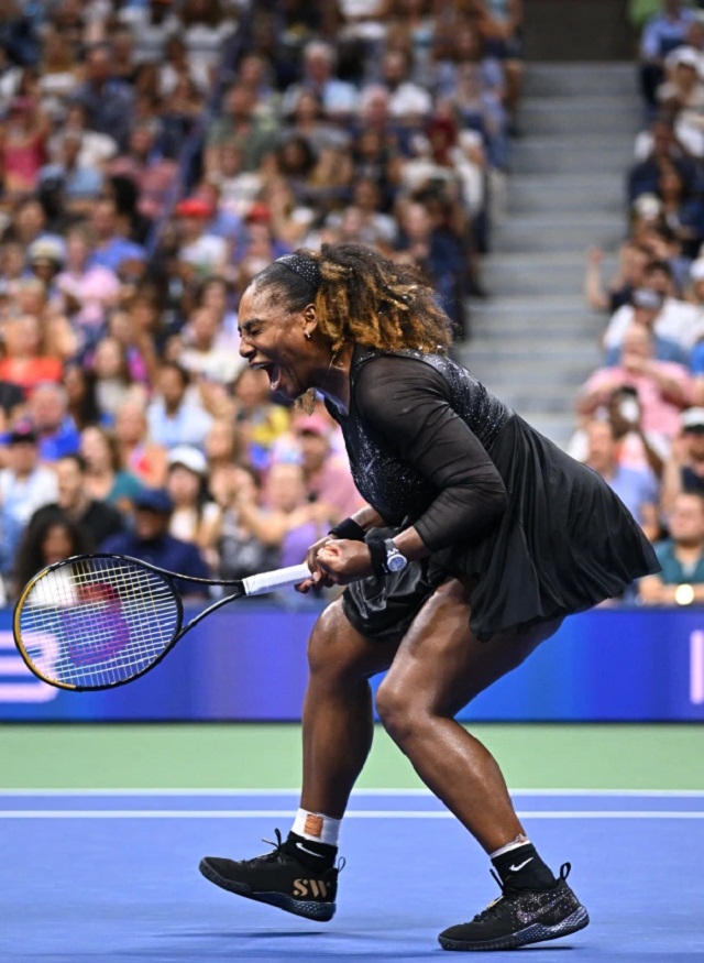 US Open 2022, Serena Williams Diamond Studded Shoes, Serena Williams, Tennis news in hindi, यूएस ओपन 2022, सेरेना विलियम्स डायमंड स्टडेड शूज़, सेरेना विलियम्स, टेनिस समाचार हिंदी में