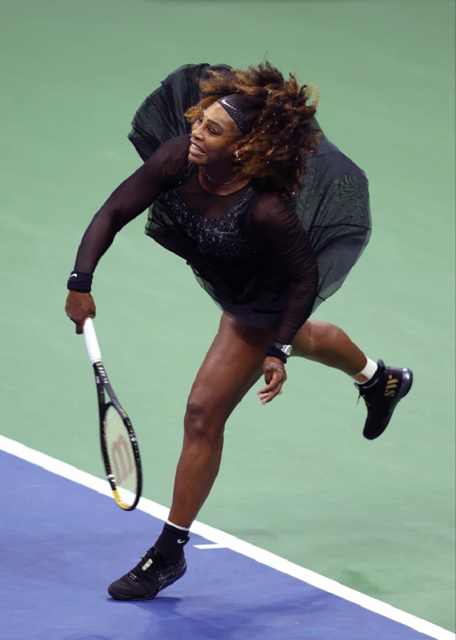 US Open 2022, Serena Williams Diamond Studded Shoes, Serena Williams, Tennis news in hindi, यूएस ओपन 2022, सेरेना विलियम्स डायमंड स्टडेड शूज़, सेरेना विलियम्स, टेनिस समाचार हिंदी में
