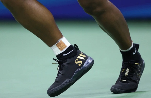 US Open 2022, Serena Williams Diamond Studded Shoes, Serena Williams, Tennis news in hindi, यूएस ओपन 2022, सेरेना विलियम्स डायमंड स्टडेड शूज़, सेरेना विलियम्स, टेनिस समाचार हिंदी में