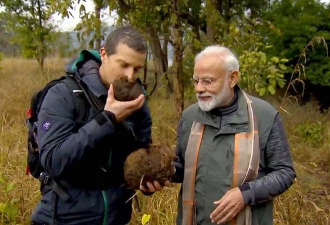 Bollywood Tadka,Narendra Modi photo,Discovery Channel Show Photo ,Bear Grylls photo ,डिस्कवरी चैनल शो फोटो ,प्रधानमंत्री नरेन्द्र मोदी फोटो ,बेयर ग्रिल्स फोटो ,