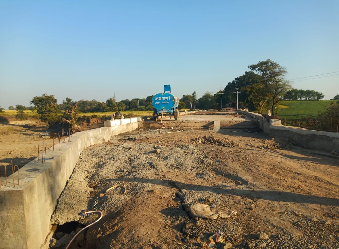 PunjabKesari, Madhya Pradesh, Vidisha, Shamshabad, substandard bridge construction