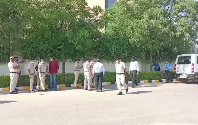 गुरुग्राम में दो घंटे में दो हत्याएं,सभी आरोपी फरार 2 PunjabKesari, haryana
