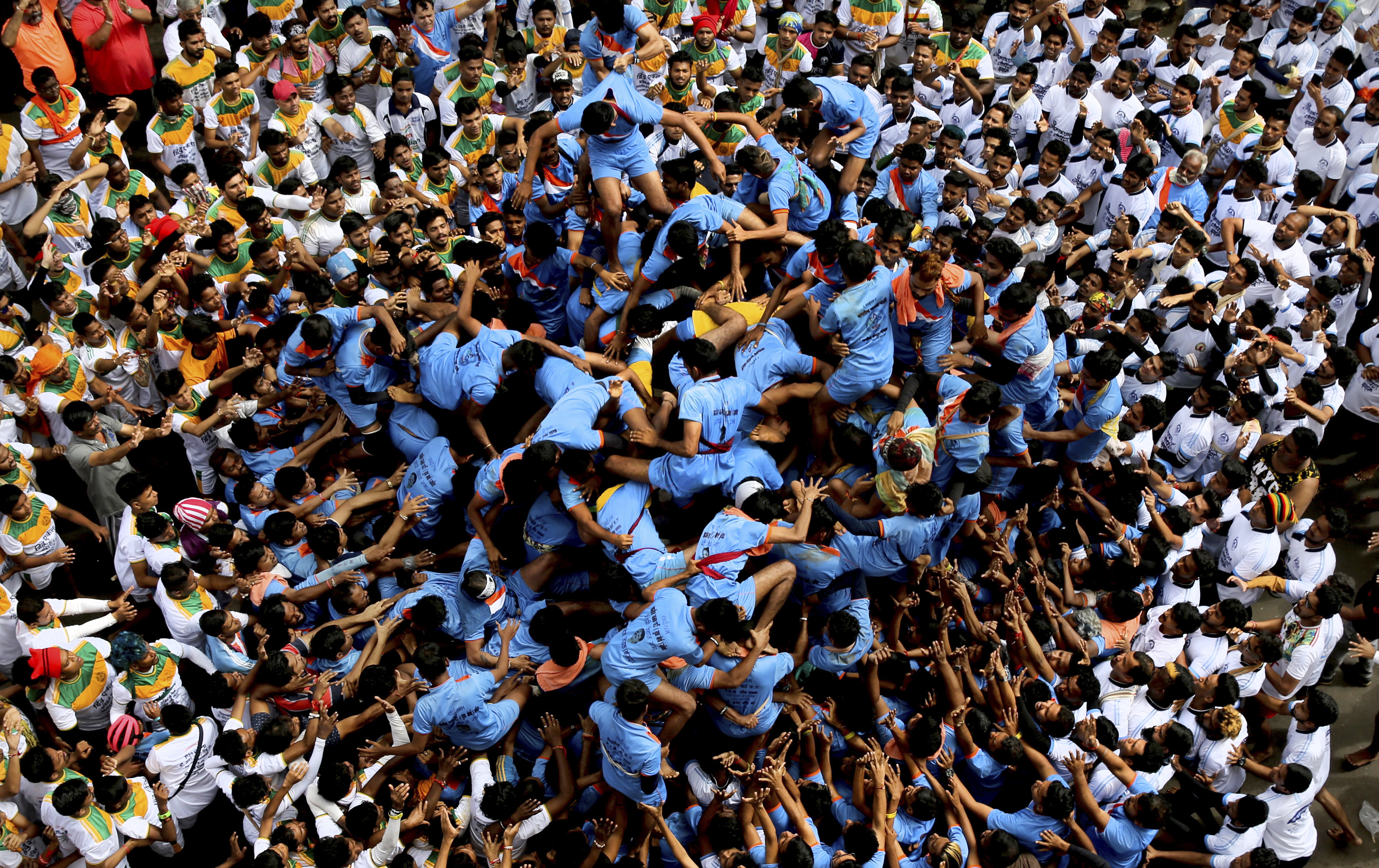 PunjabKesari, dahi handi festival, dahi handi festival hd image