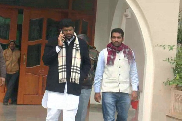 PunjabKesari, dushyant chautala