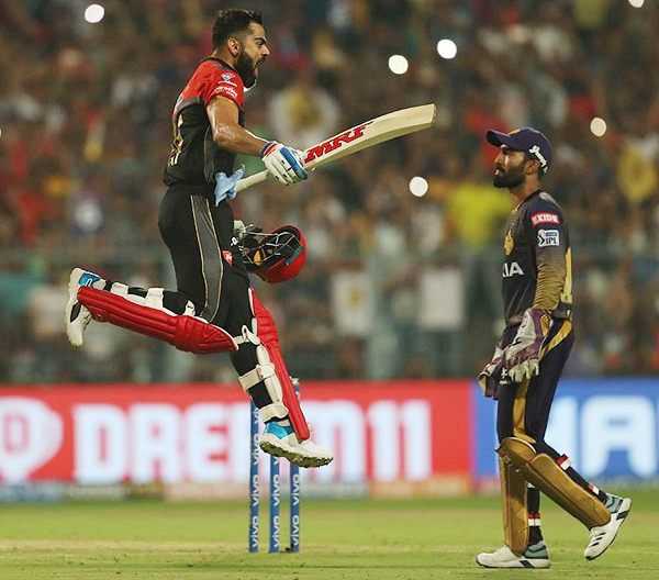 IPL 2019 : Virat Kohli smash 5th Century of IPL Career